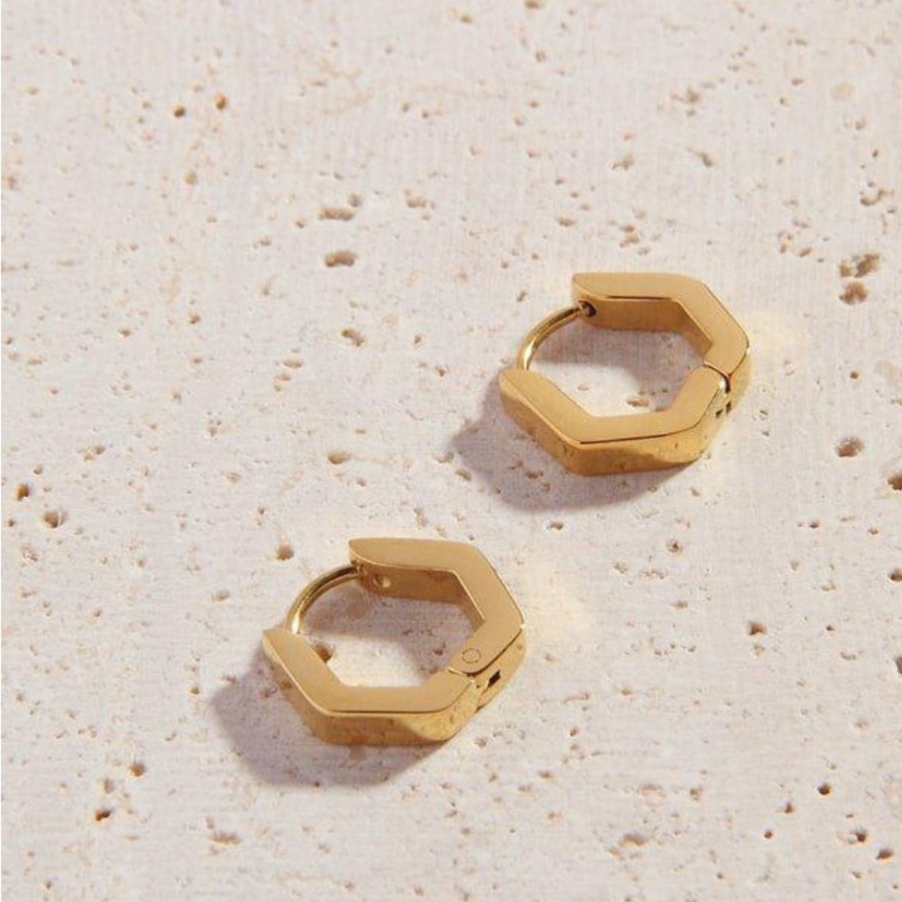 Cali Tiger Gold plated mini hexagon huggie hoop earrings